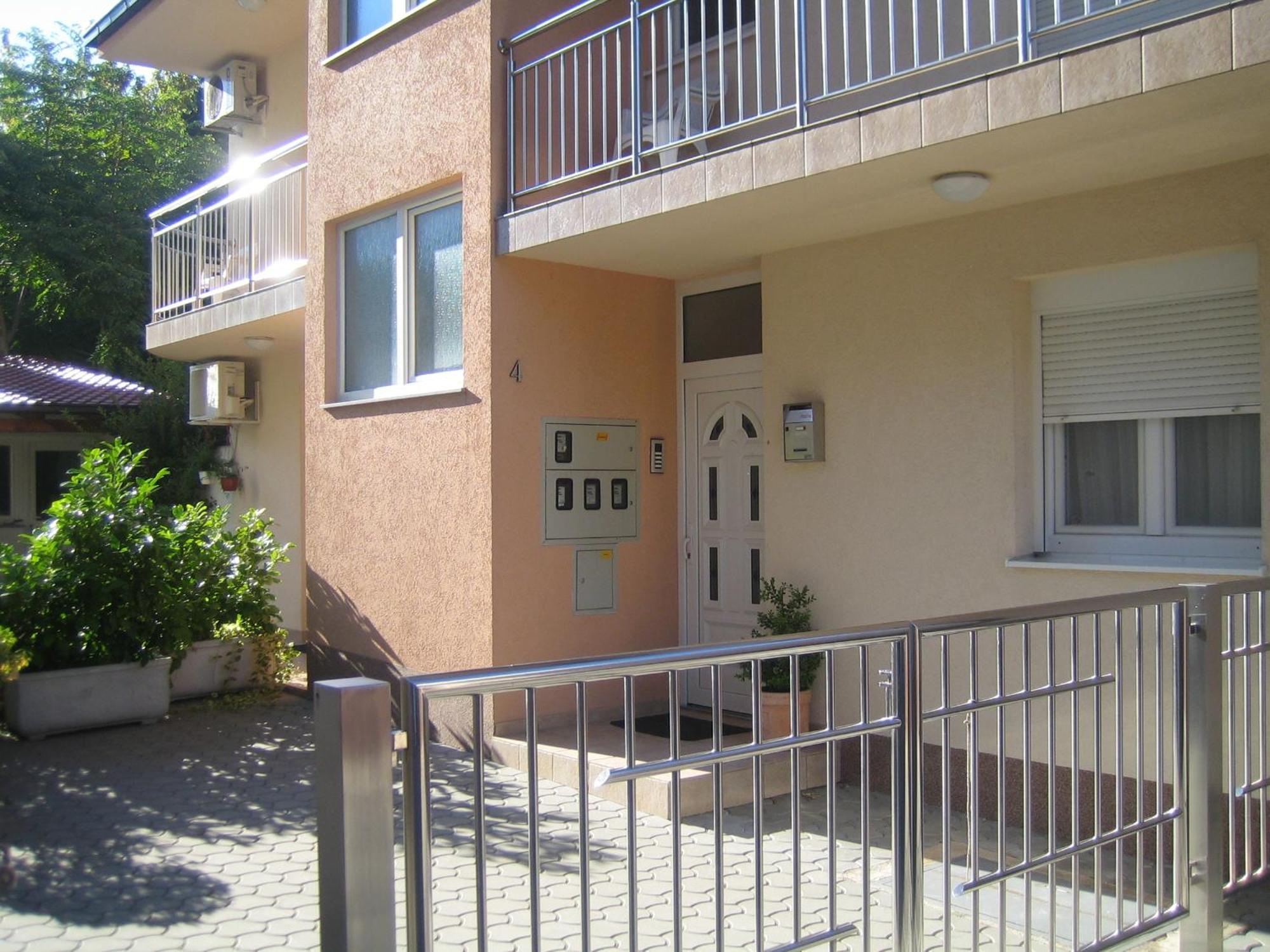 Apartman Mona Мостар Экстерьер фото